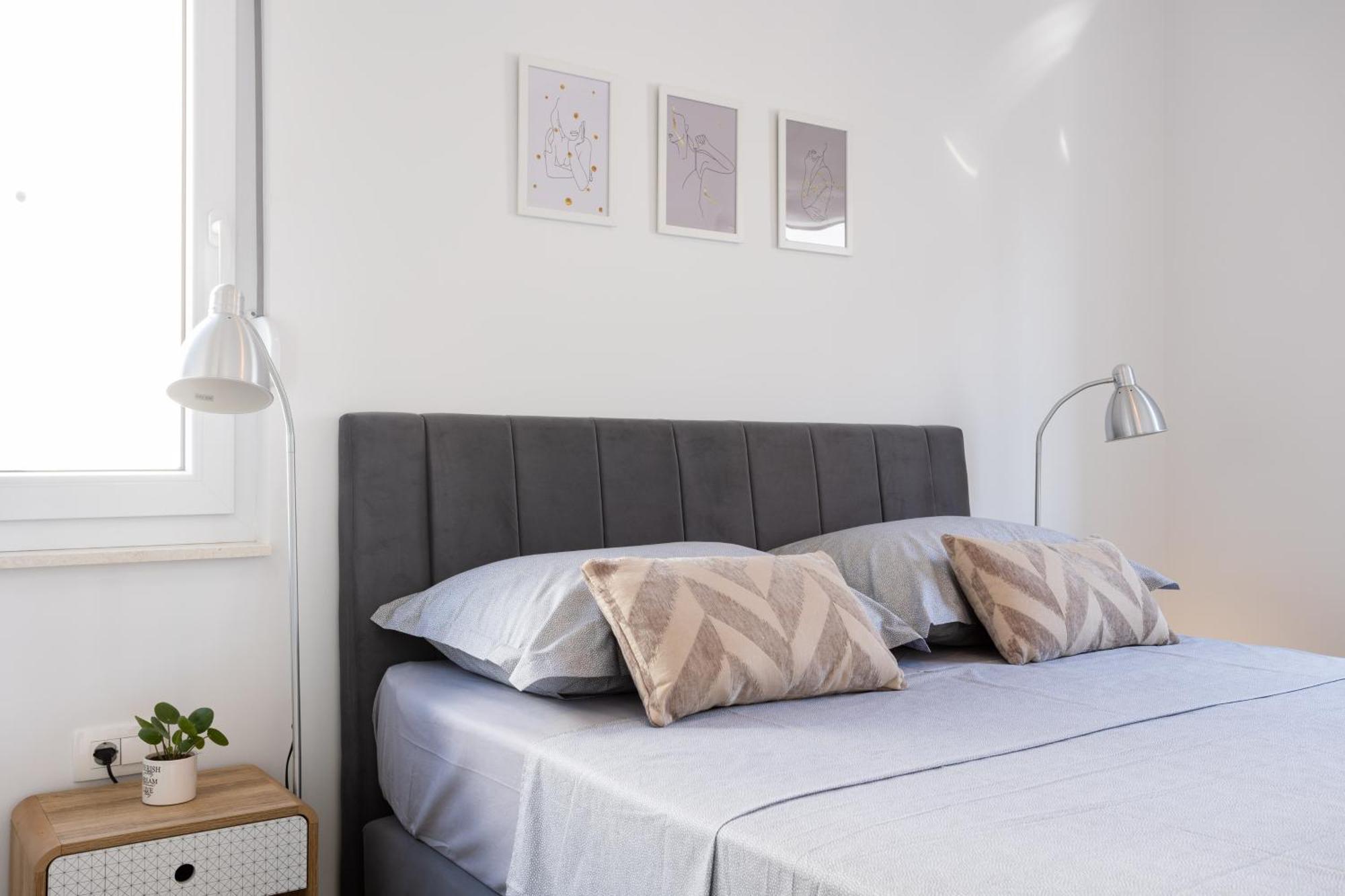 La Petit Apartment Trogir Exterior foto