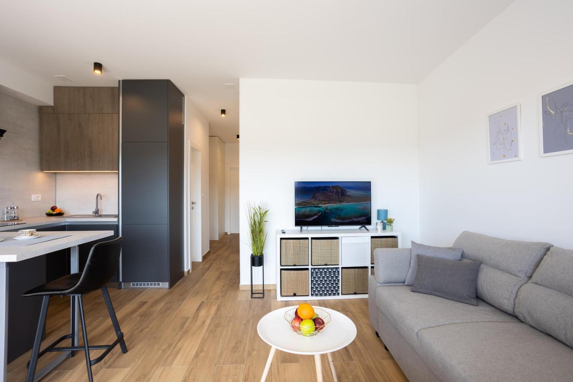 La Petit Apartment Trogir Exterior foto