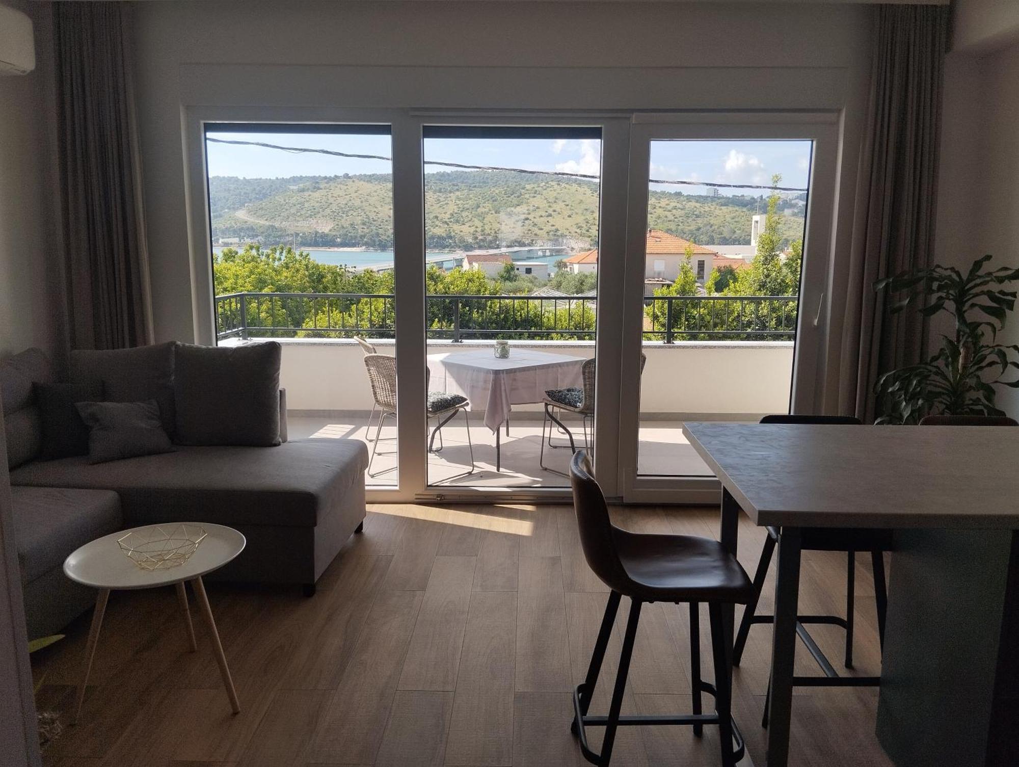 La Petit Apartment Trogir Exterior foto